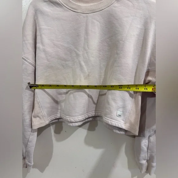 Vuori Cropped Crewneck Sweatshirt - Light Taupe - Picture 4 of 5